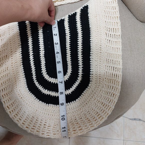 URBAN ORIGINALS Valley Crochet Handmade Bags One Handle Hobo Tote bag VEGAN - Picture 5 of 7